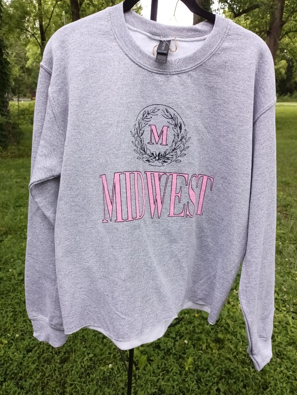 Midwest Cropped sweatshirt Small Gildan Brand Sweatshirt NWT